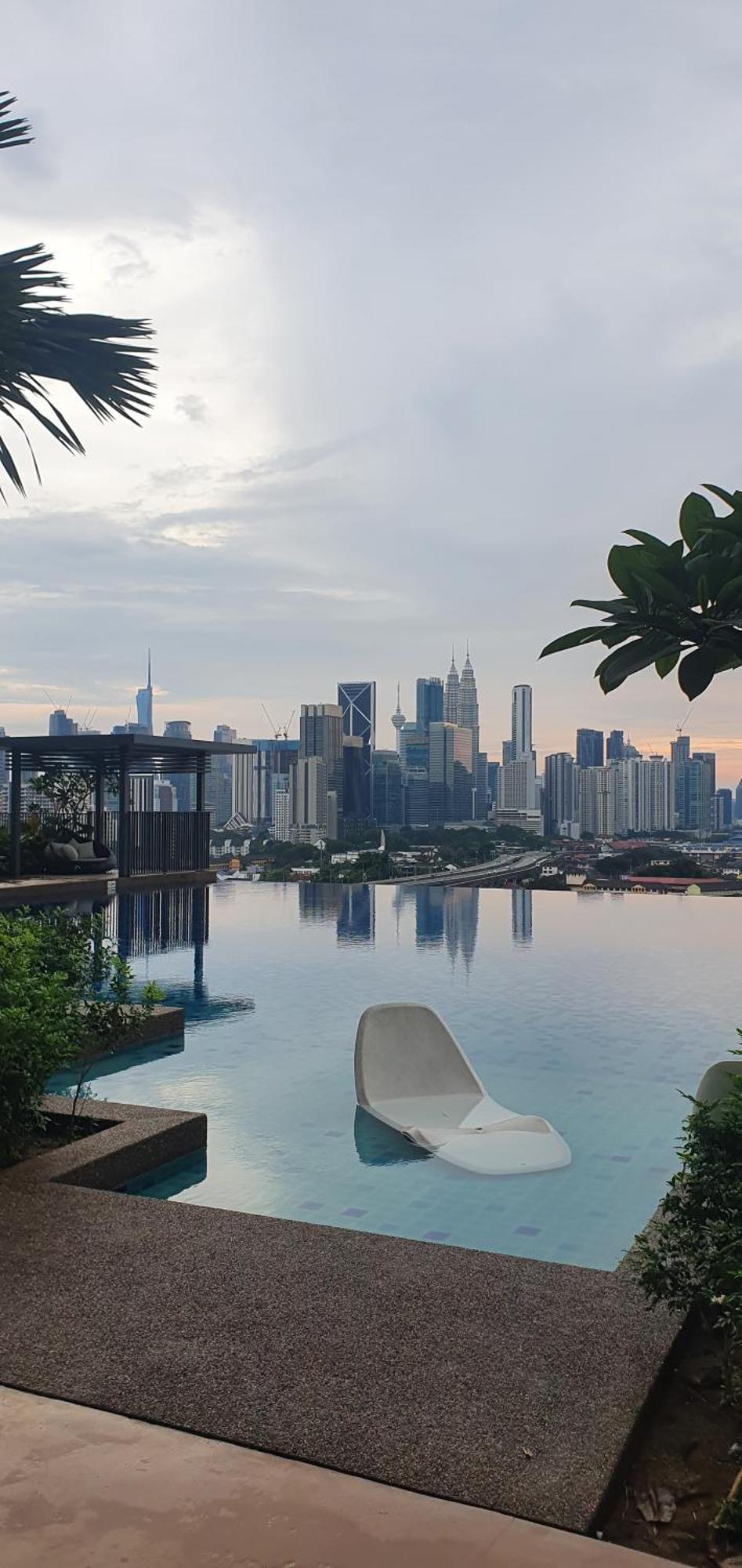 Studio Near Klcc And Lrt With Superb View Kuala Lumpur Zewnętrze zdjęcie